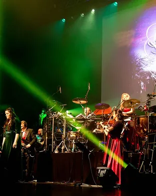 Mannheim Steamroller Christmas Des Moines