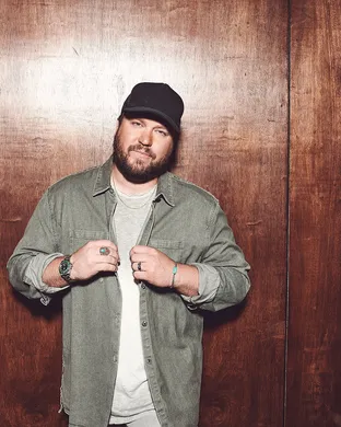 Mitchell Tenpenny West Des Moines